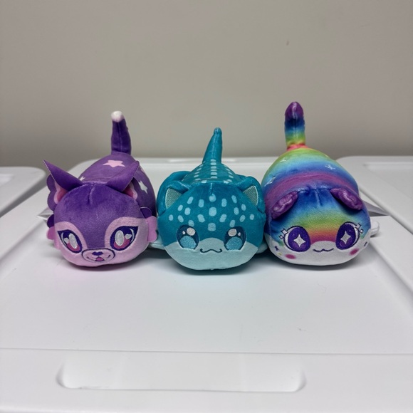 Aphmau MeeMeows Surprise Cat 5.5 inch Plush Toy Set of 3 - Picture 1 of 12